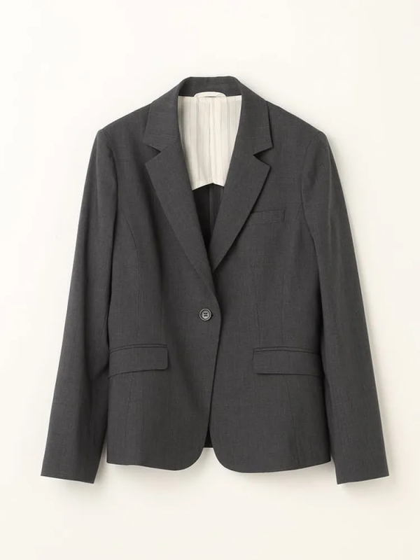 グレーのジャケット